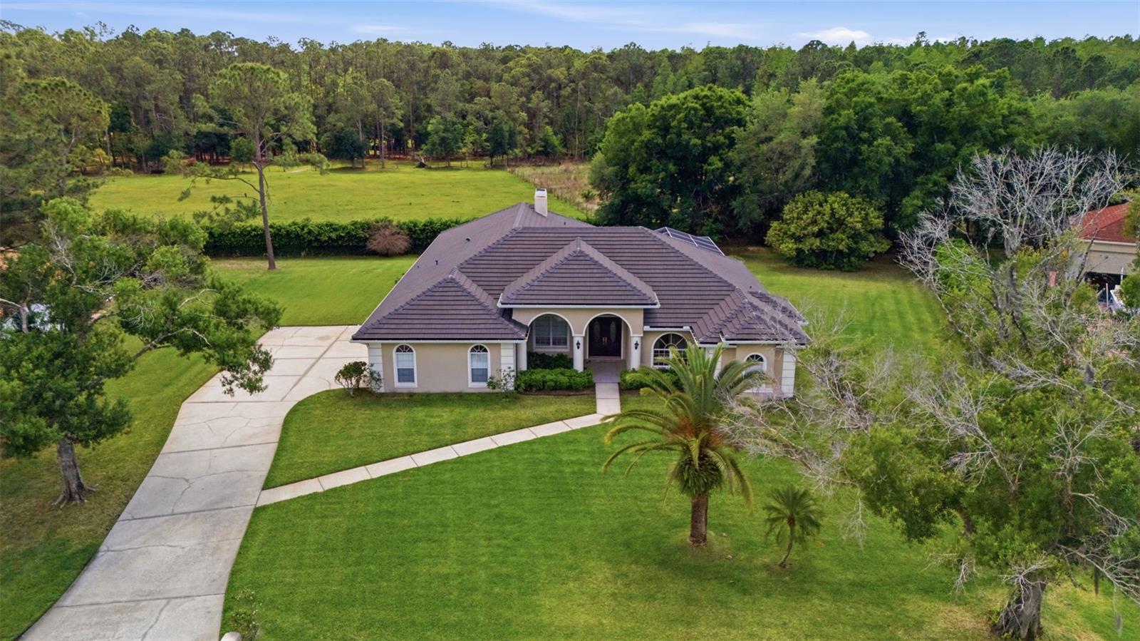 Photo of 18629 AVENUE CAPRI LUTZ FL 33558