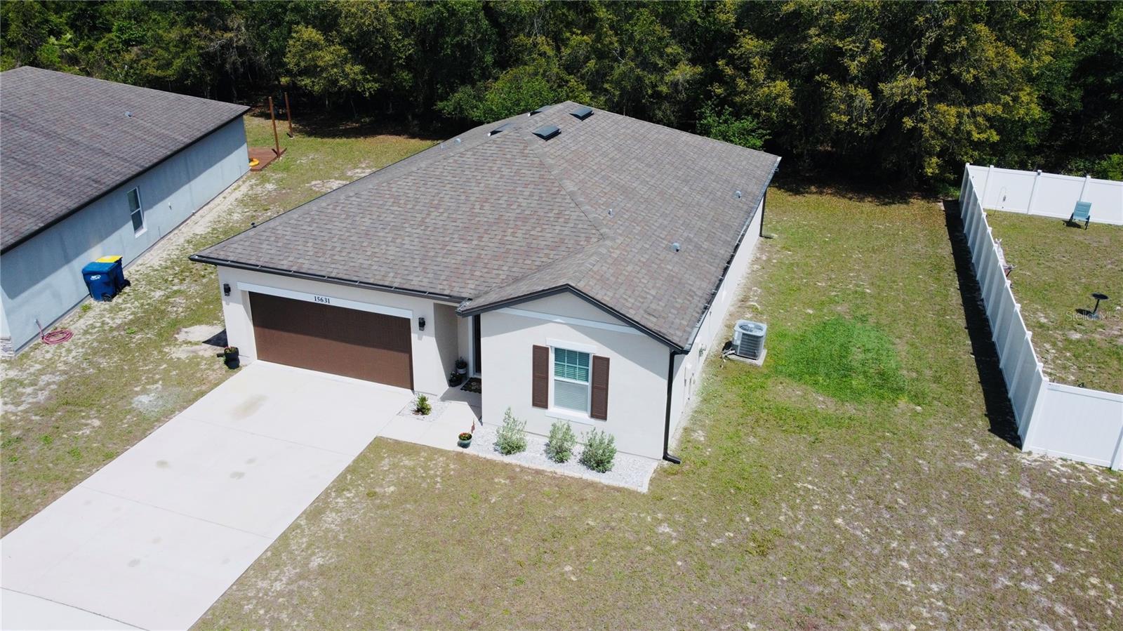 Photo of 15631 MERLIN AVENUE MASCOTTE FL 34753