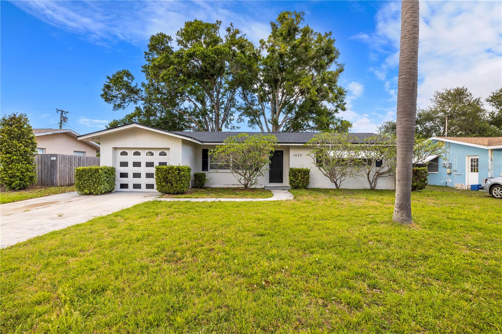 Photo of 1820 PATLIN CIRCLE LARGO FL 33770