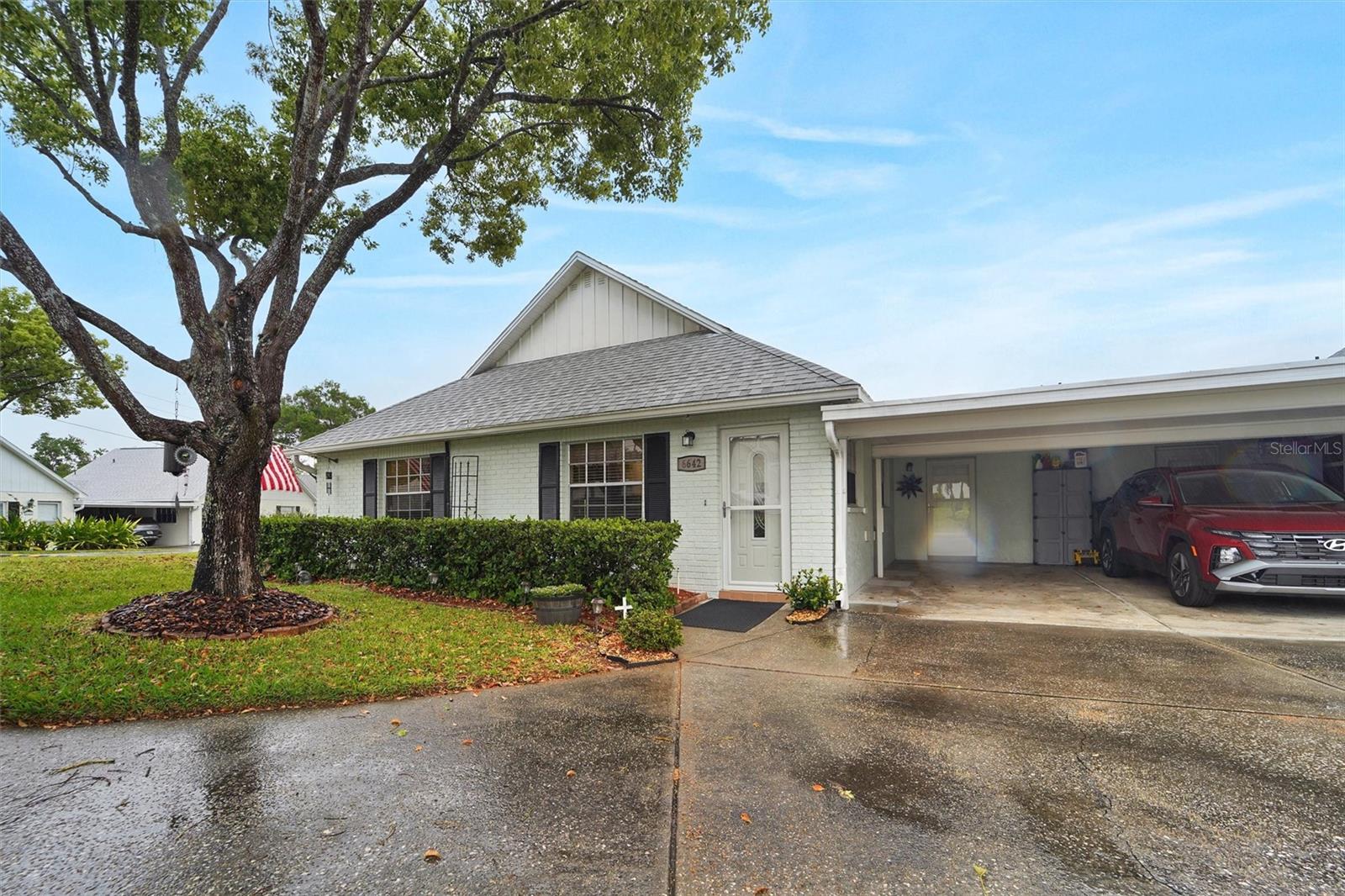 Photo of 6642 DEVONSHIRE LANE NEW PORT RICHEY FL 34653