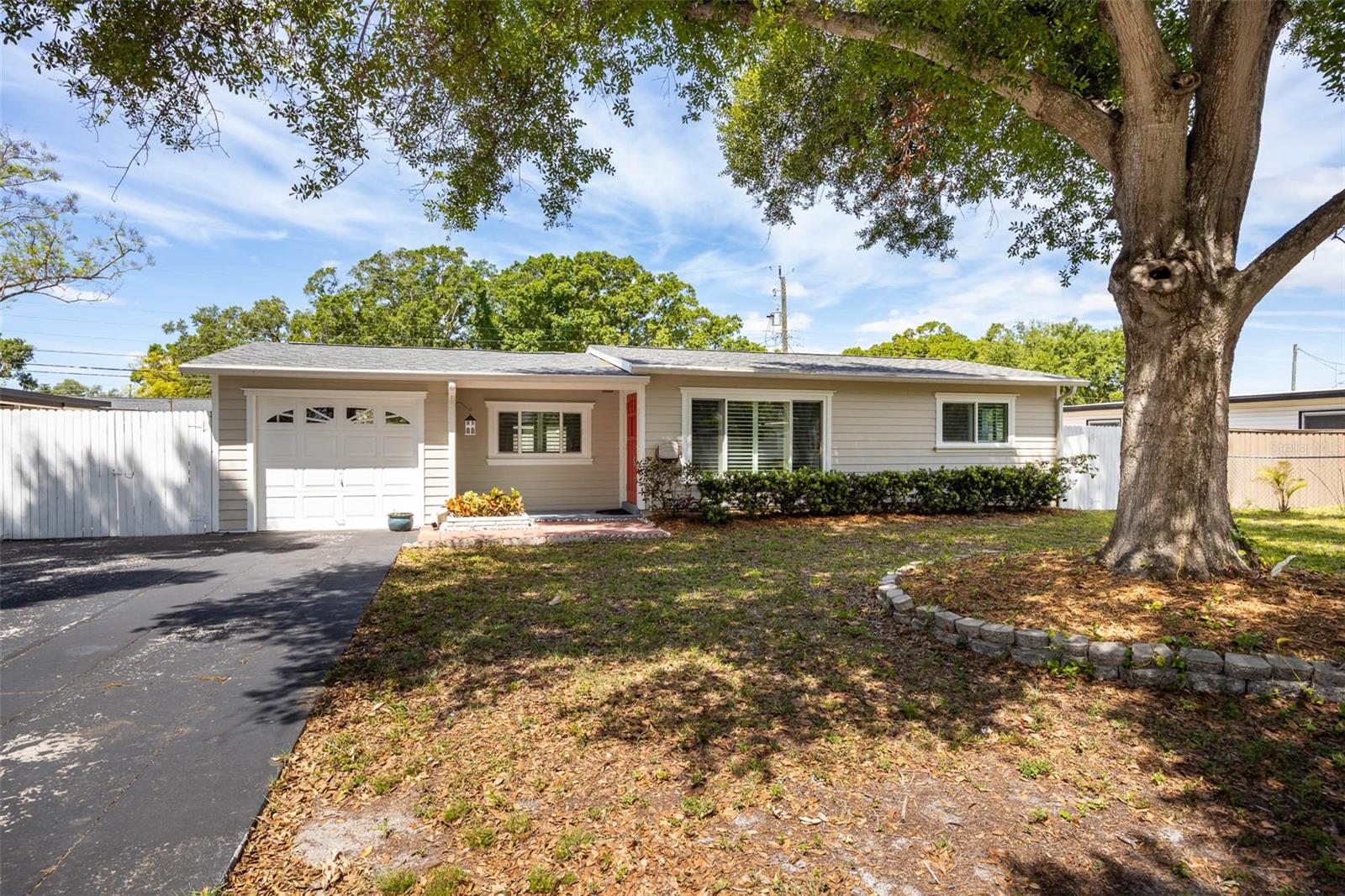 Photo of 7500 ORPINE DRIVE ST PETERSBURG FL 33702