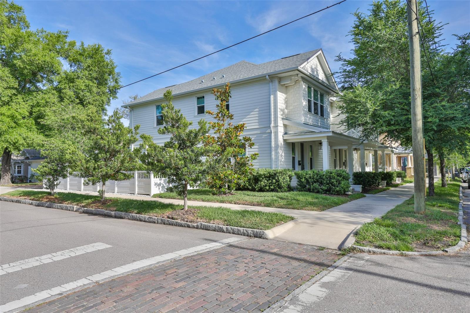 Photo of 2204 N CENTRAL AVENUE #1 TAMPA FL 33602