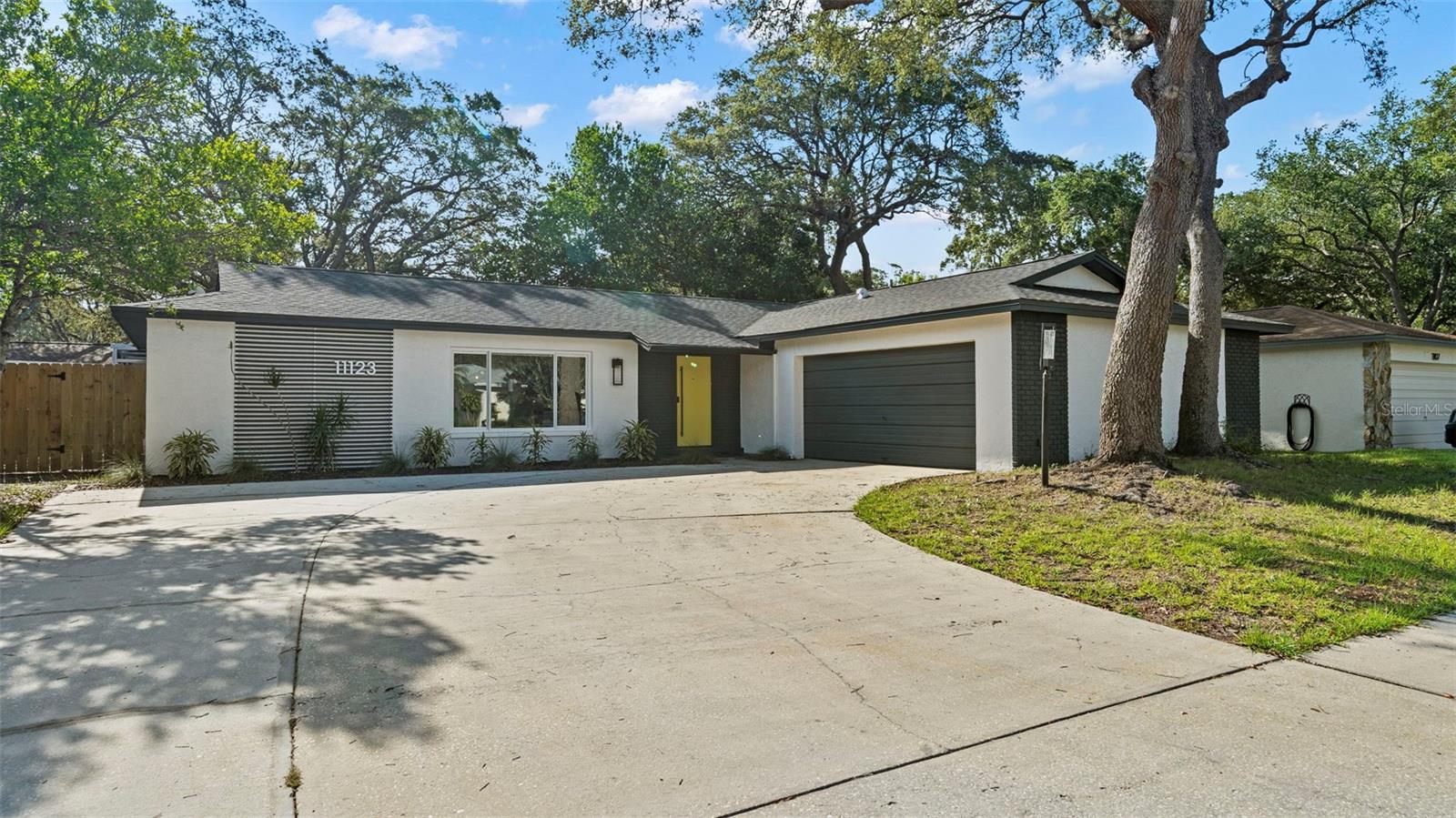 Photo of 11123 117TH WAY SEMINOLE FL 33778