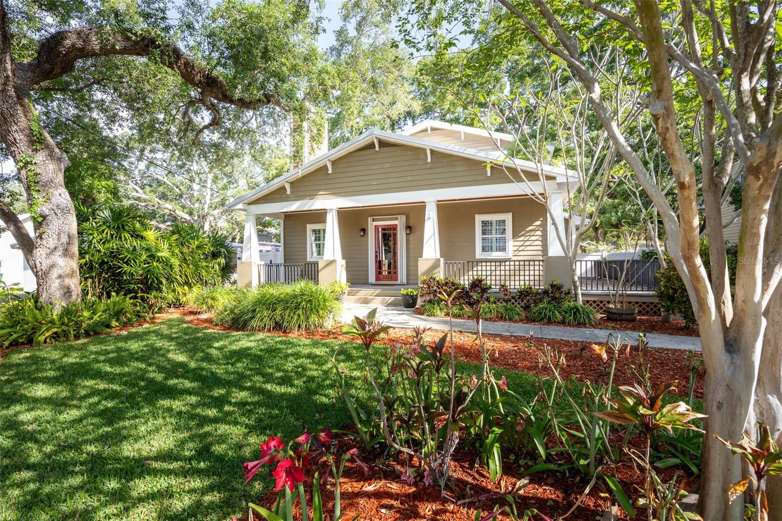 Photo of 3311 W HAWTHORNE ROAD TAMPA FL 33611