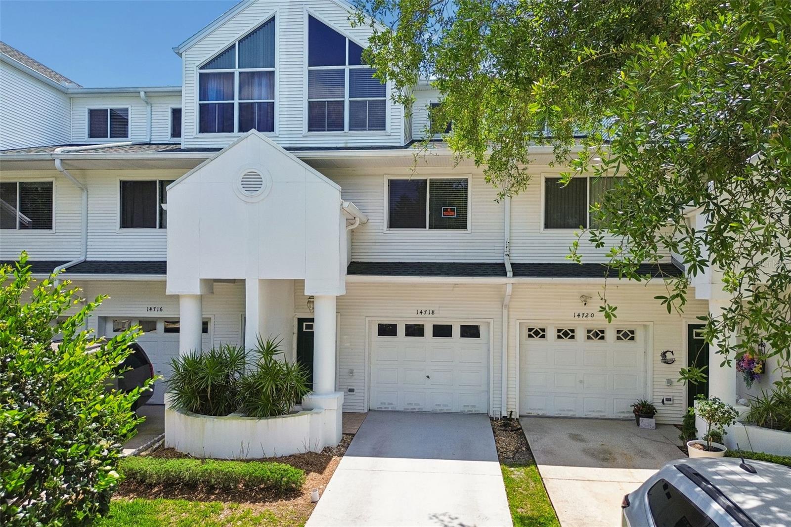 Photo of 14718 SEMINOLE TRAIL SEMINOLE FL 33776