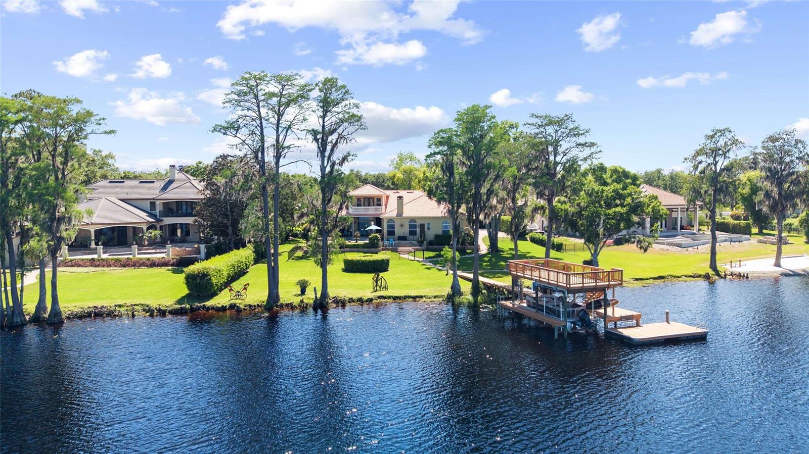 Photo of 9901 MENANDER WOOD COURT ODESSA FL 33556