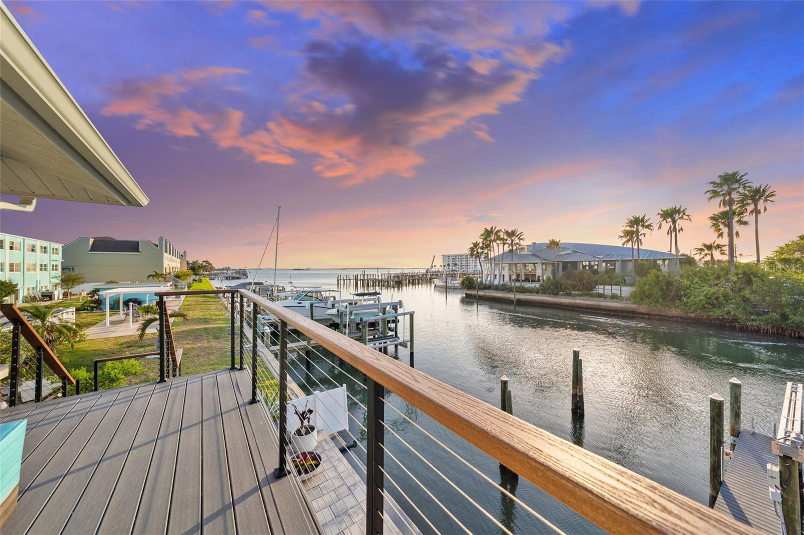 Photo of 439 CAUSEWAY BOULEVARD DUNEDIN FL 34698