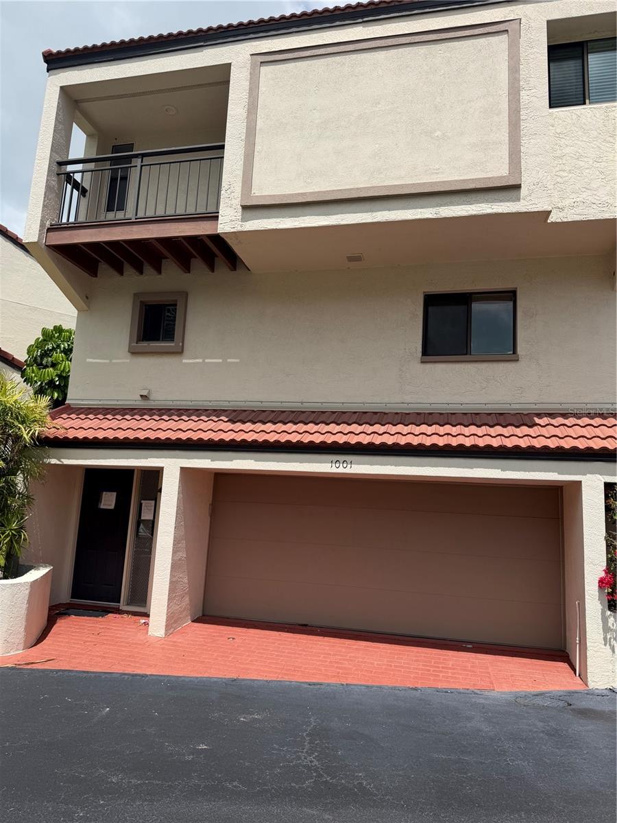 Photo of 240 WINDWARD PASSAGE #1001 CLEARWATER BEACH FL 33767