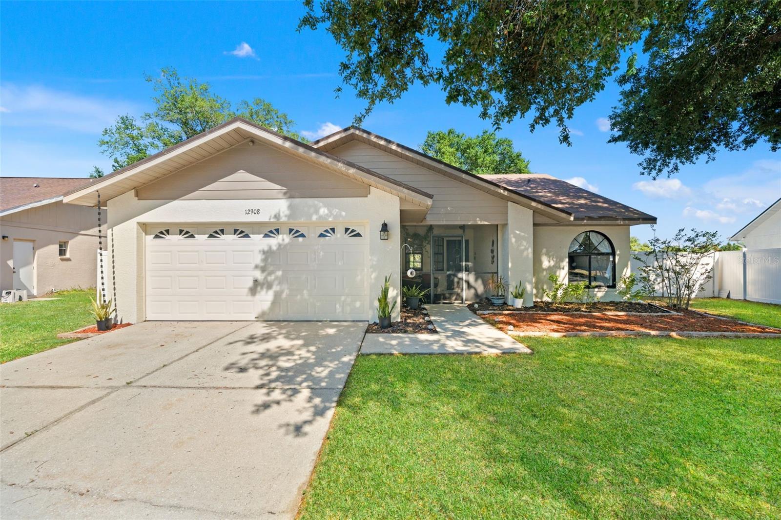 Photo of 12908 LONGCREST DRIVE RIVERVIEW FL 33579