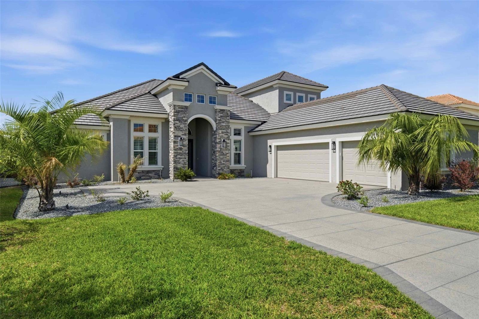 Photo of 2210 N PEAKVIEW LOOP HERNANDO FL 34442