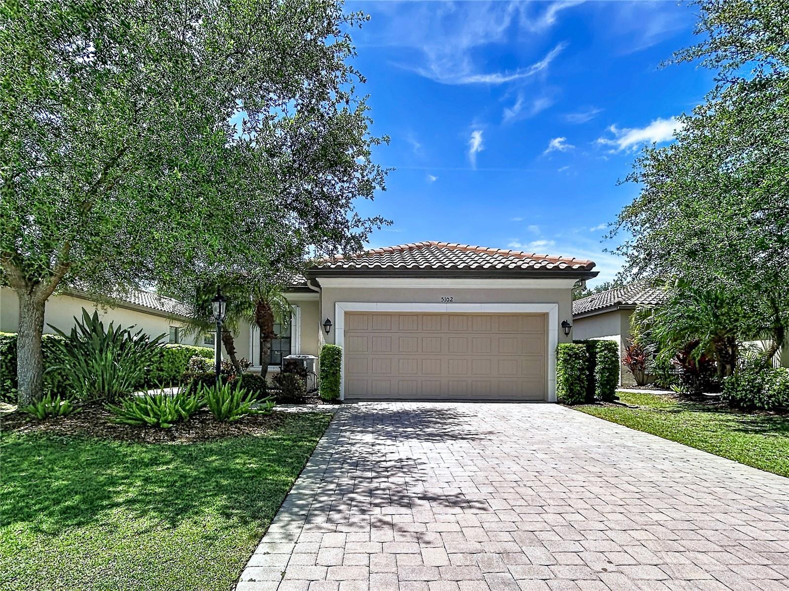 Photo of 5102 SAVONA RUN BRADENTON FL 34211