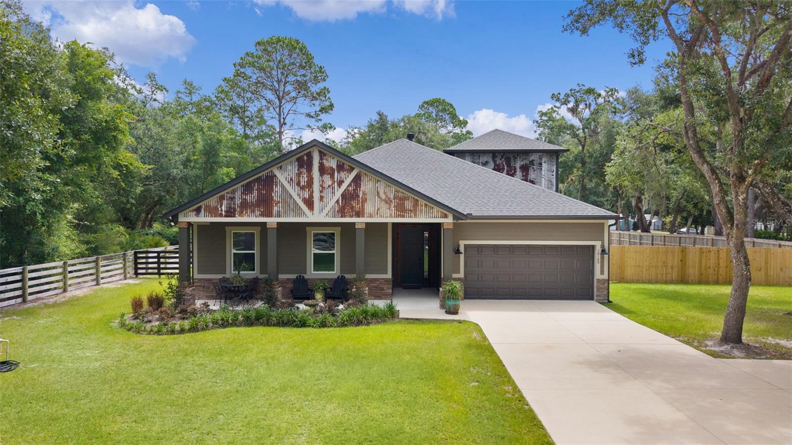 Photo of 16189 SE 190TH AVENUE WEIRSDALE FL 32195