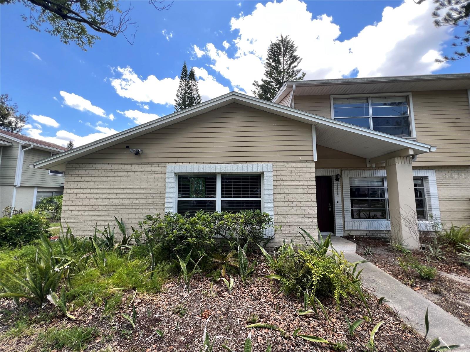 Photo of 14627 PINE GLEN CIRCLE LUTZ FL 33559