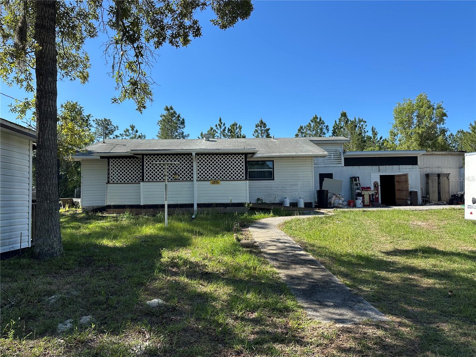 Photo of 8240 W EDGEHILL COURT CRYSTAL RIVER FL 34429