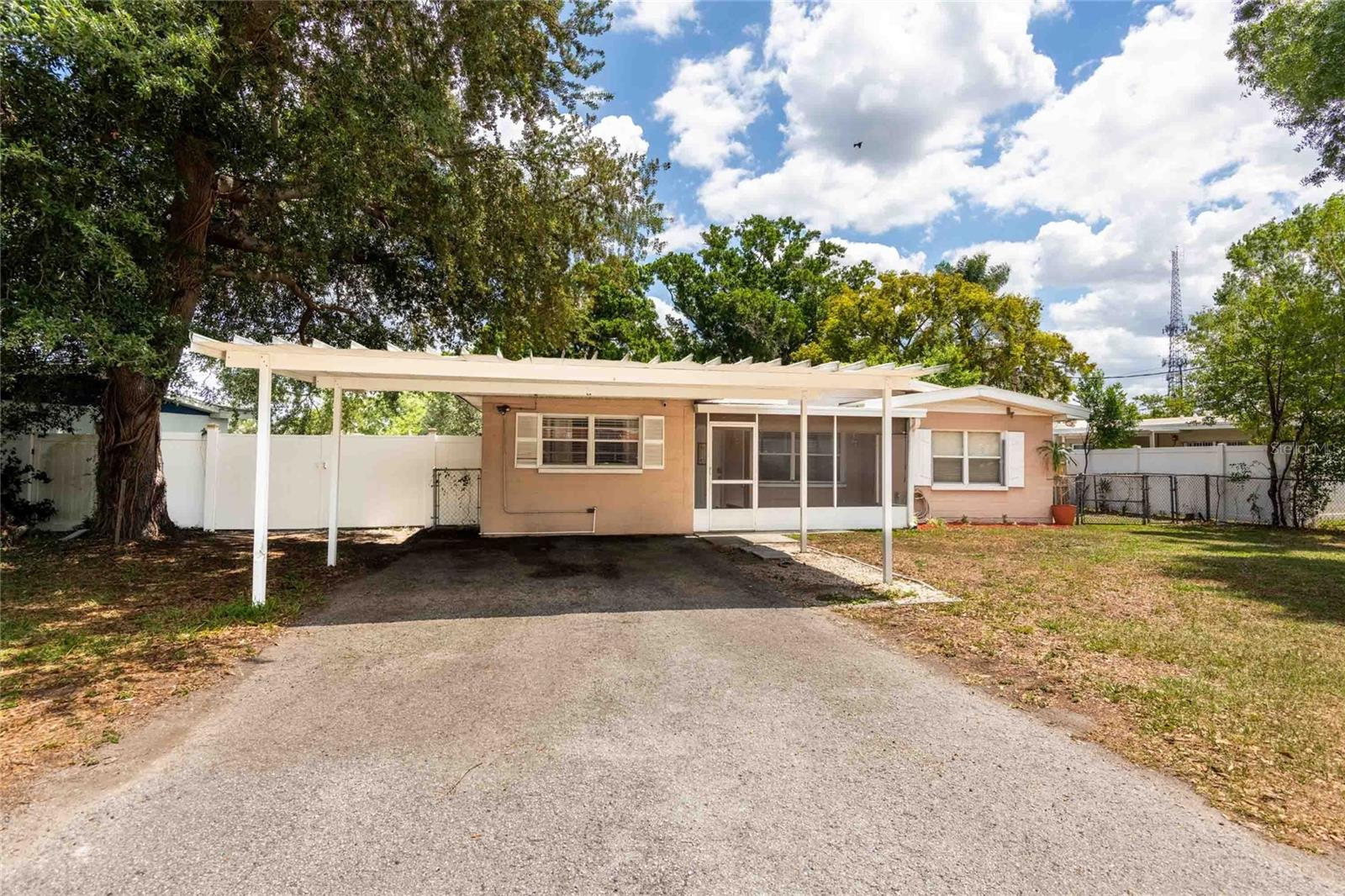 Photo of 7003 N HOWARD AVENUE TAMPA FL 33604