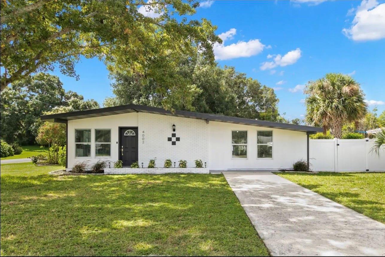Photo of 4002 W OKLAHOMA AVENUE TAMPA FL 33616