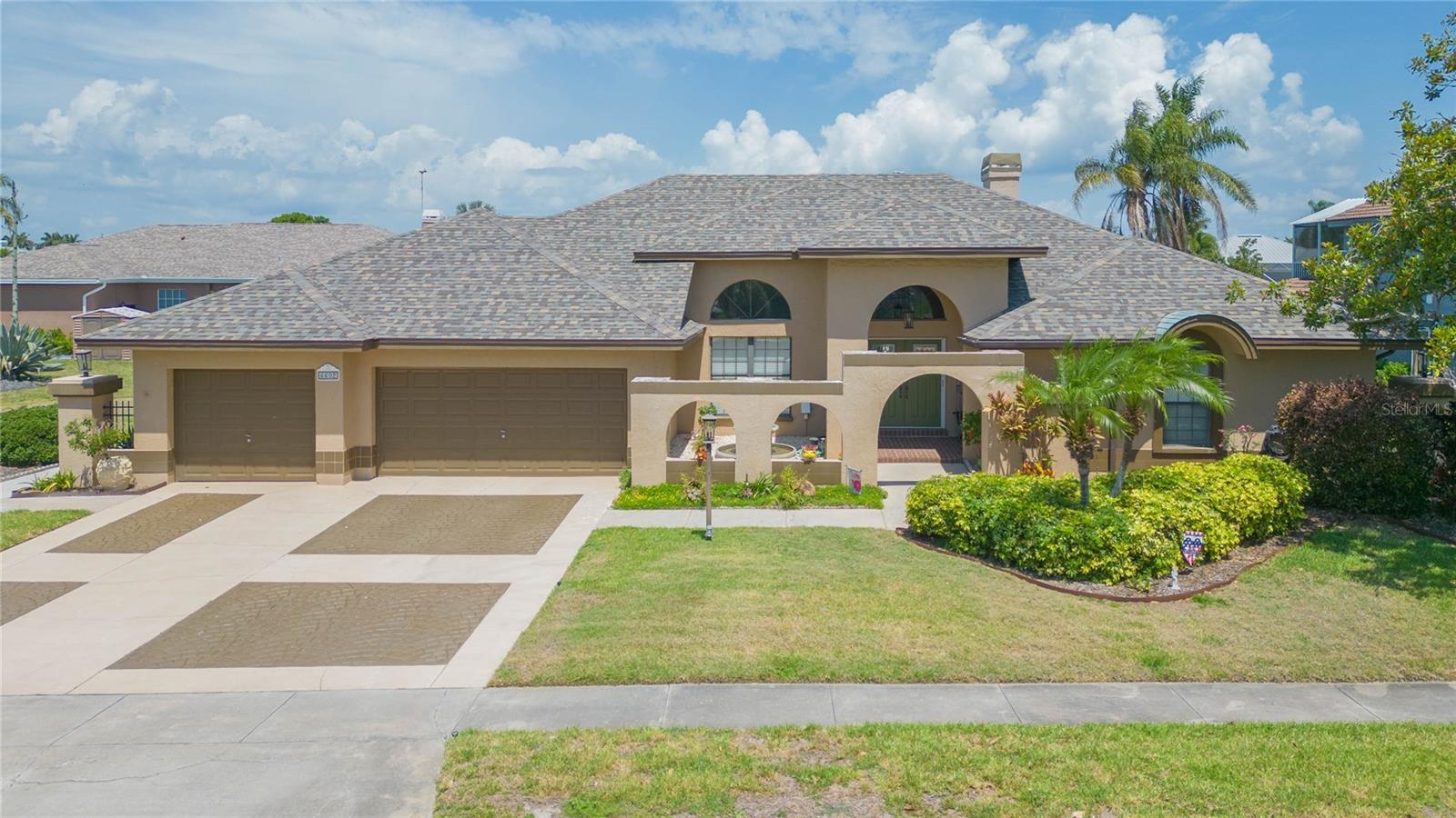 Photo of 6602 SEABIRD WAY APOLLO BEACH FL 33572