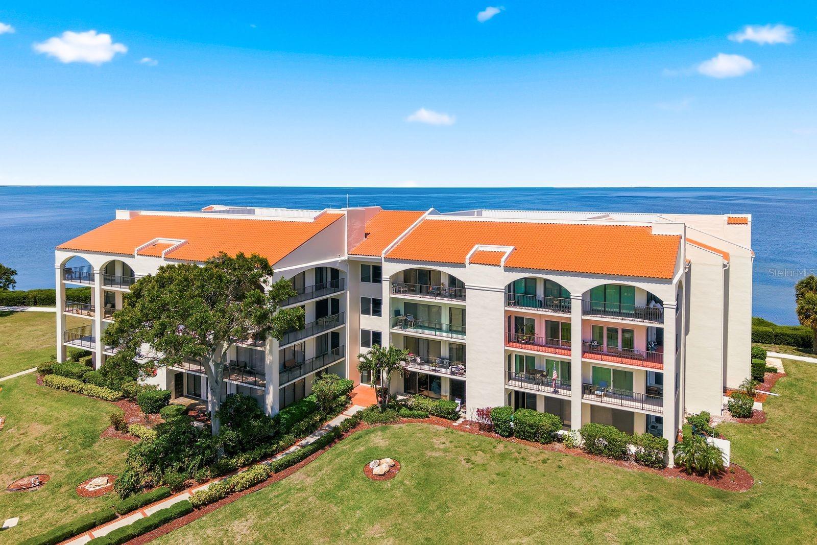 Photo of 302 MARINER DRIVE #302 TARPON SPRINGS FL 34689