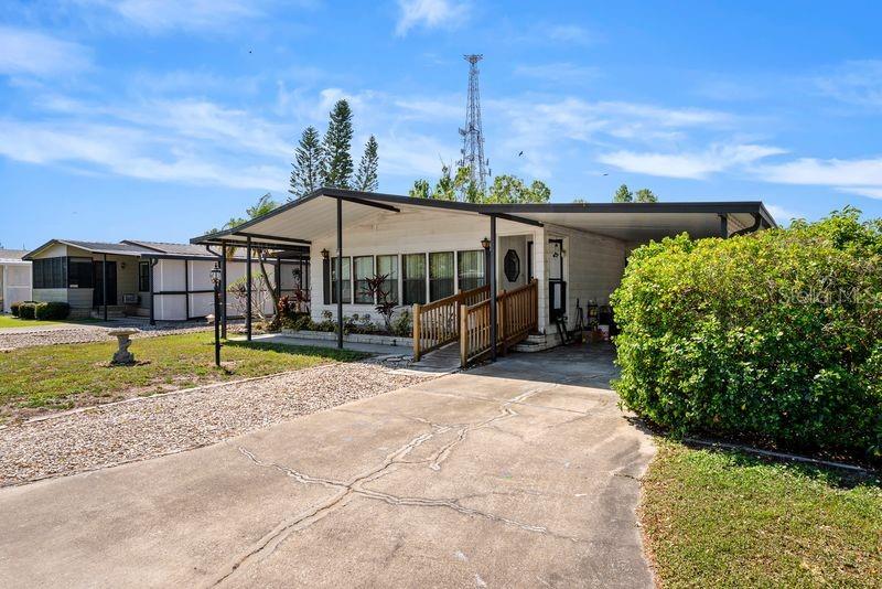 Photo of 9122 SHELDON WEST DRIVE TAMPA FL 33626