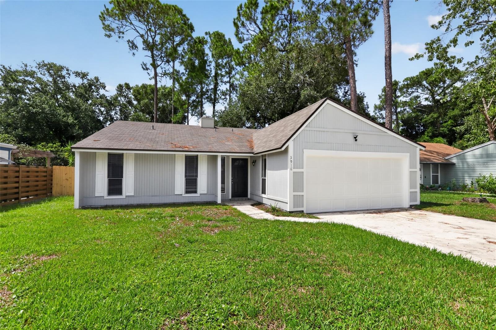 Photo of 3918 PINE BREEZE ROAD JACKSONVILLE FL 32257