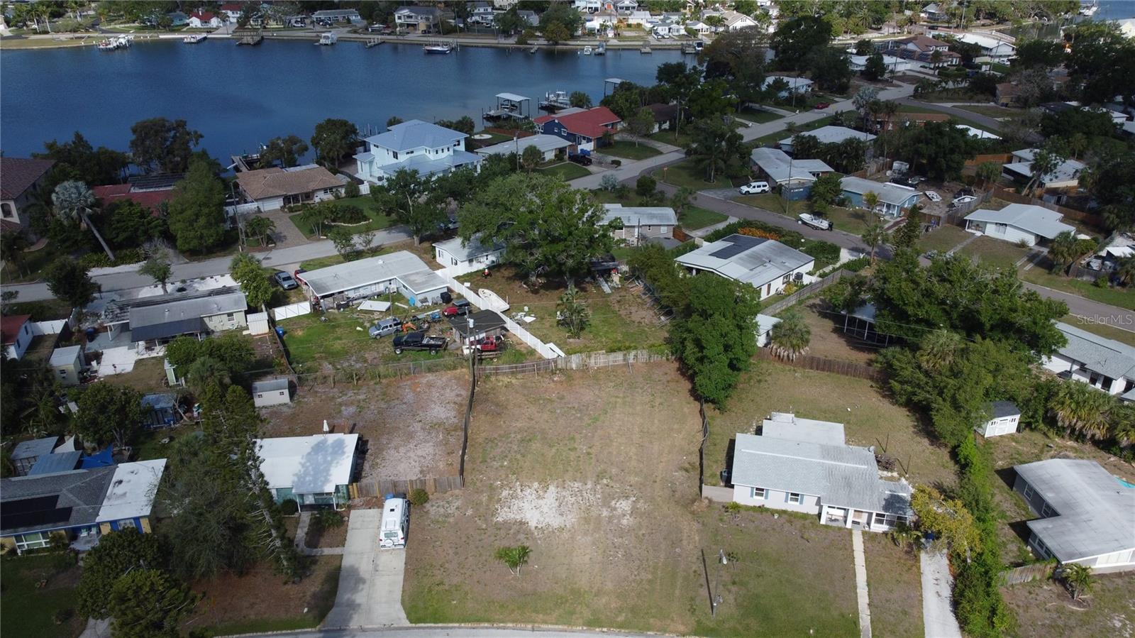Photo of 4101 NEPTUNE DRIVE ST PETERSBURG FL 33705