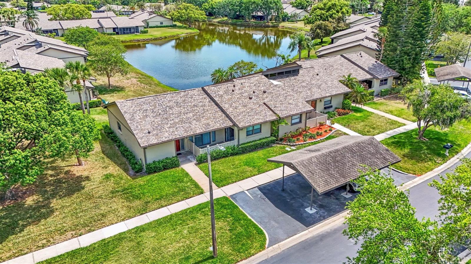 Photo of 10 LESLEY LANE OLDSMAR FL 34677