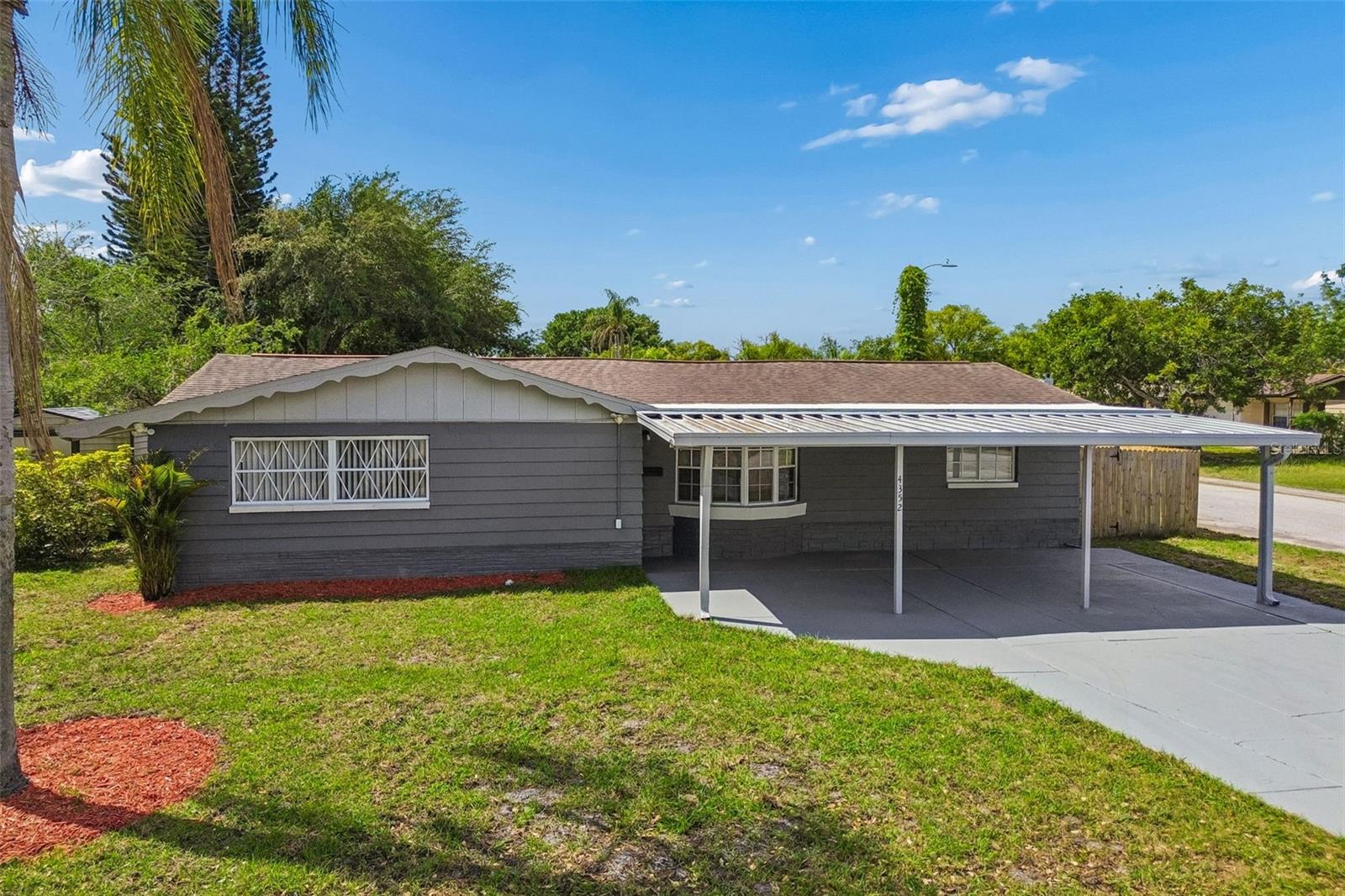 Photo of 4352 GLISSADE DR NEW PORT RICHEY FL 34652