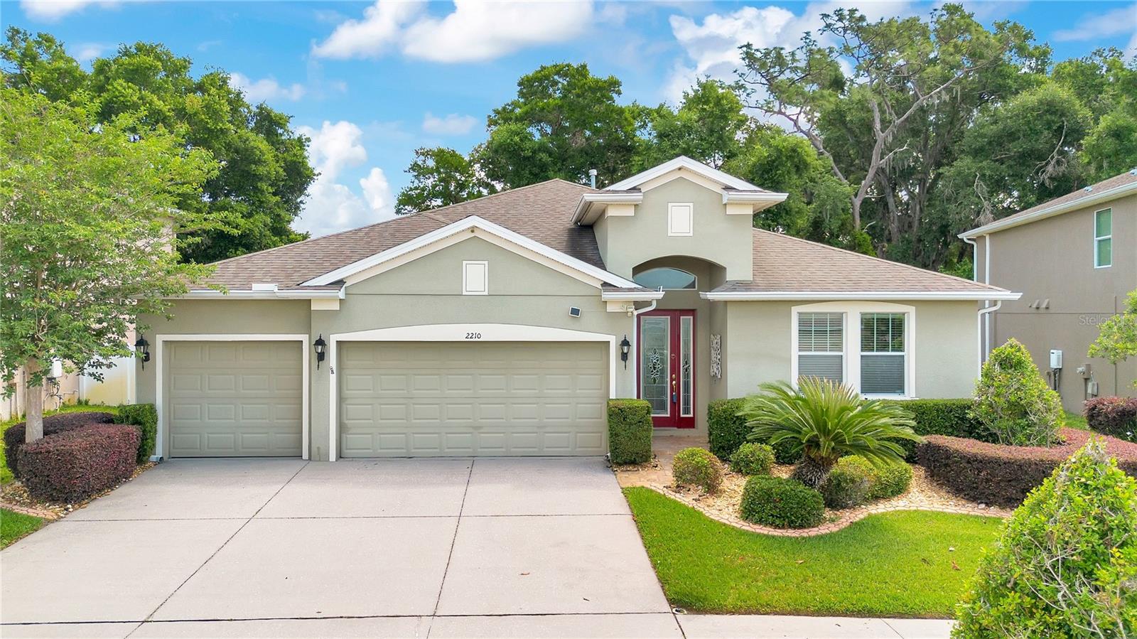 Photo of 2210 VALTERRA VISTA WAY VALRICO FL 33594