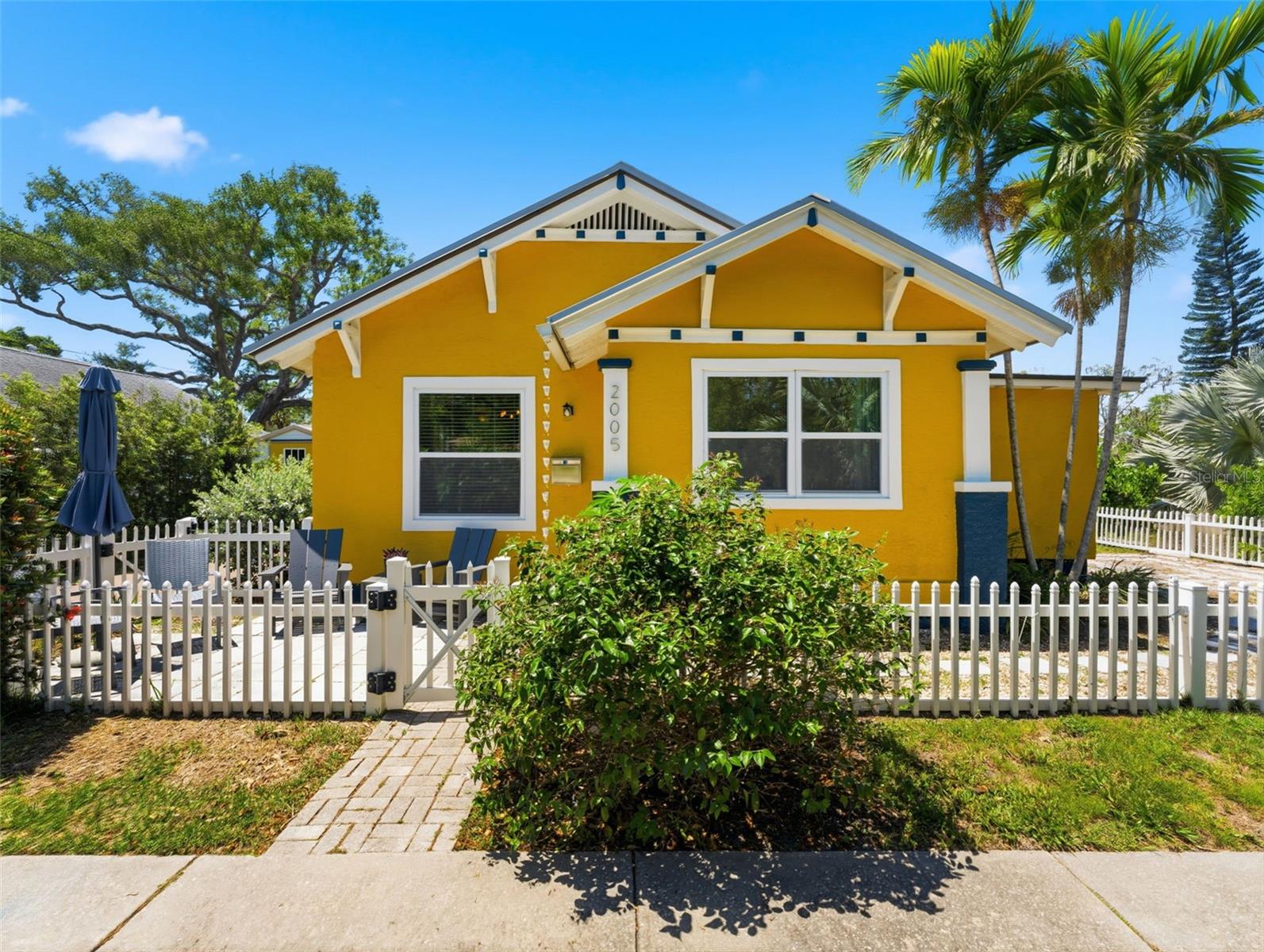 Photo of 2005 3RD STREET ST PETERSBURG FL 33705