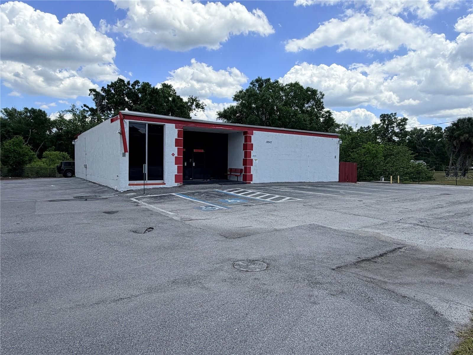 Photo of 18843 N 41 HIGHWAY LUTZ FL 33549
