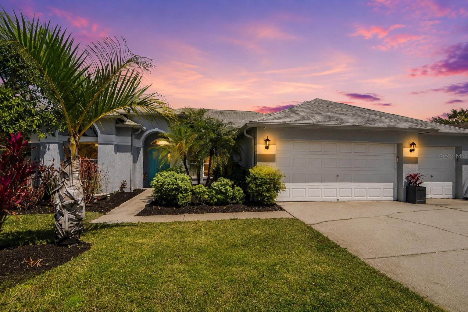 Photo of 19717 WYNDHAM LAKES DRIVE ODESSA FL 33556