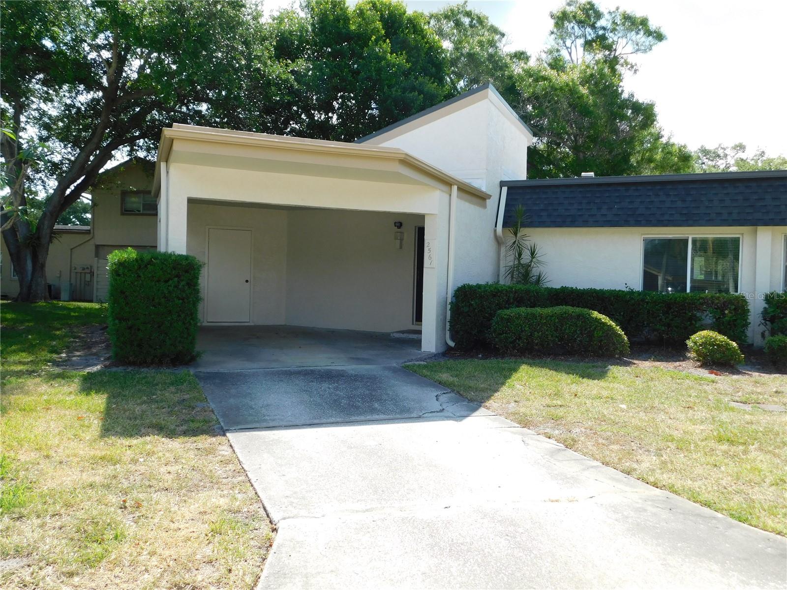 Photo of 2561 FOREST RUN COURT CLEARWATER FL 33761