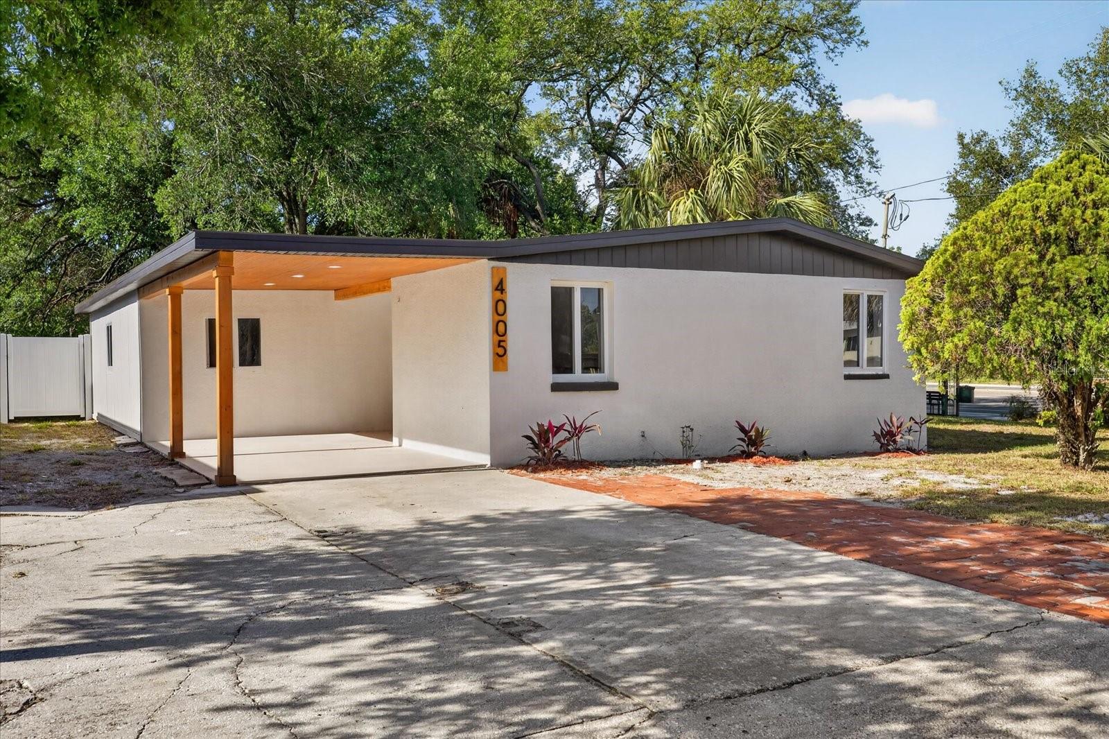 Photo of 4005 E HENRY AVENUE TAMPA FL 33610
