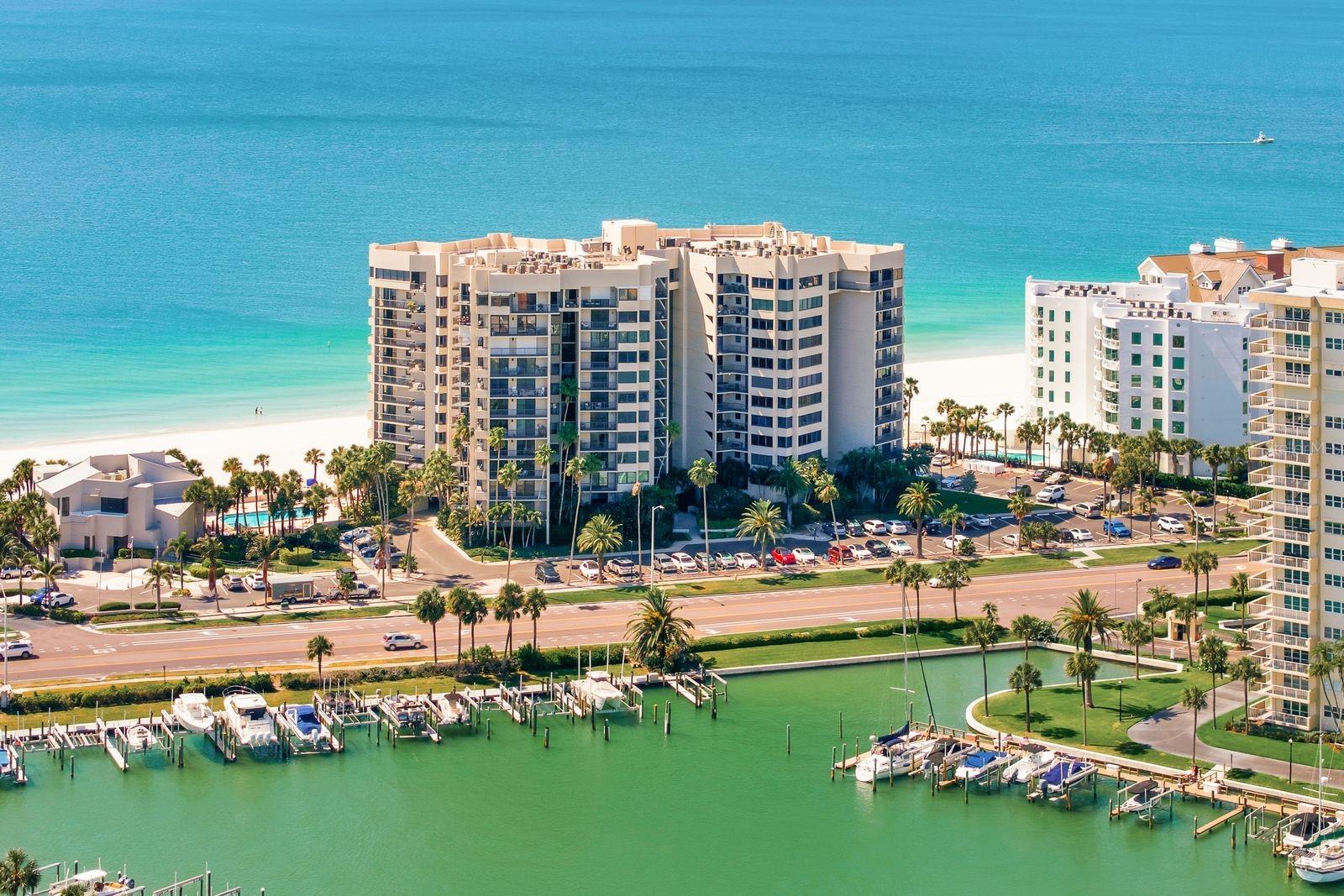 Photo of 1600 GULF BOULEVARD #817 CLEARWATER BEACH FL 33767