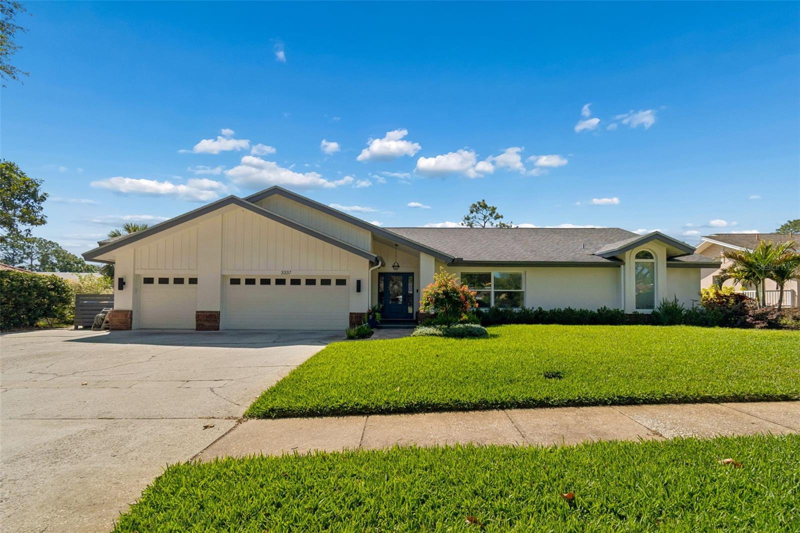Photo of 3337 HYDE PARK DRIVE CLEARWATER FL 33761