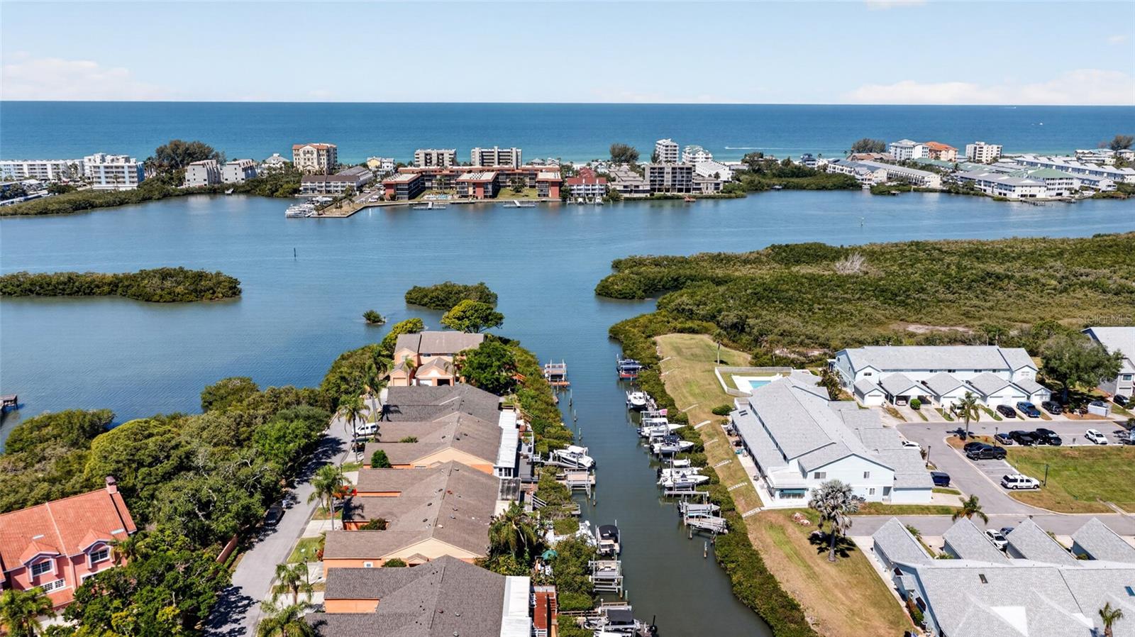 Photo of 14617 LORIDAWN DRIVE #8 SEMINOLE FL 33776
