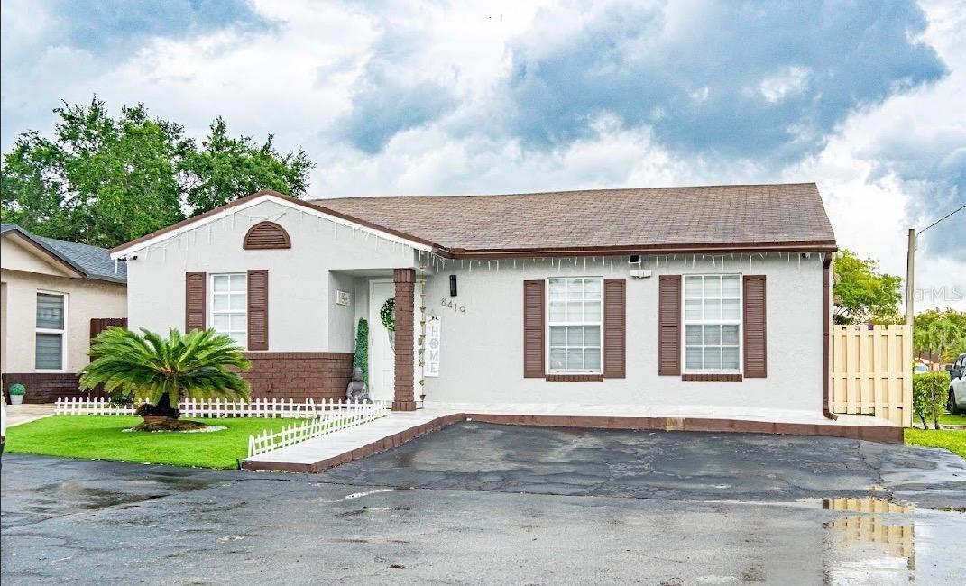 Photo of 8419 NW 193RD LN HIALEAH FL 33015