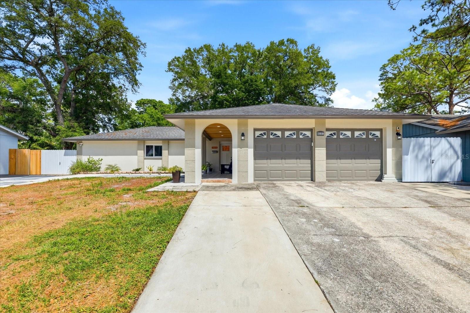 Photo of 8331 W POCAHONTAS AVENUE TAMPA FL 33615