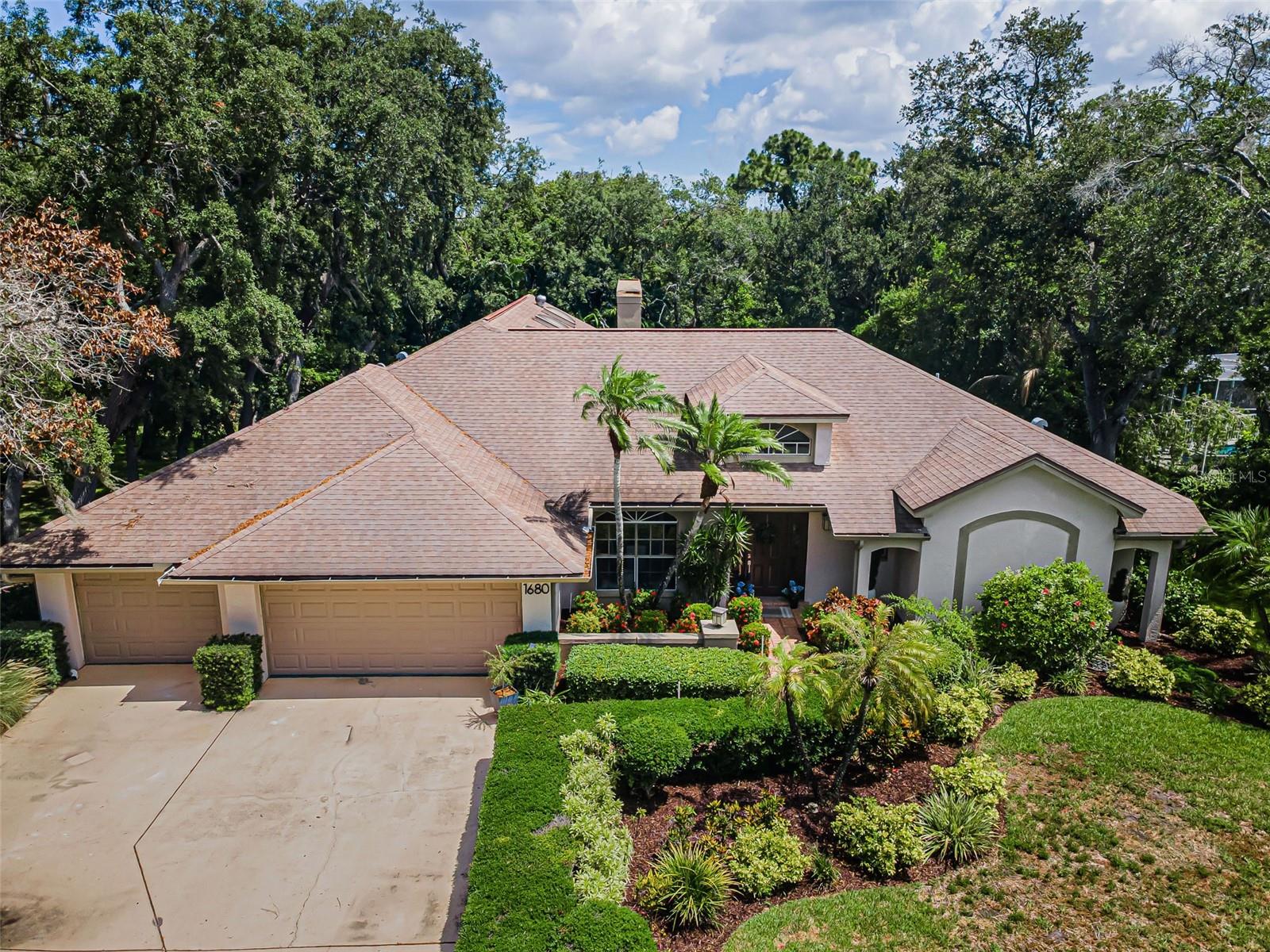 Photo of 1680 SPARKLING COURT DUNEDIN FL 34698