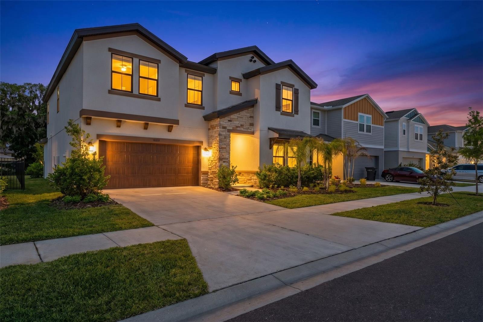 Photo of 14868 SUMMER BRANCH DRIVE LITHIA FL 33547