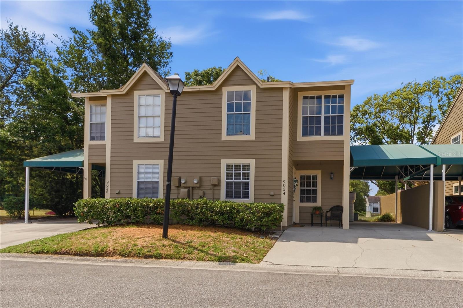 Photo of 9034 LAKE PLACE LANE #9034 TAMPA FL 33634