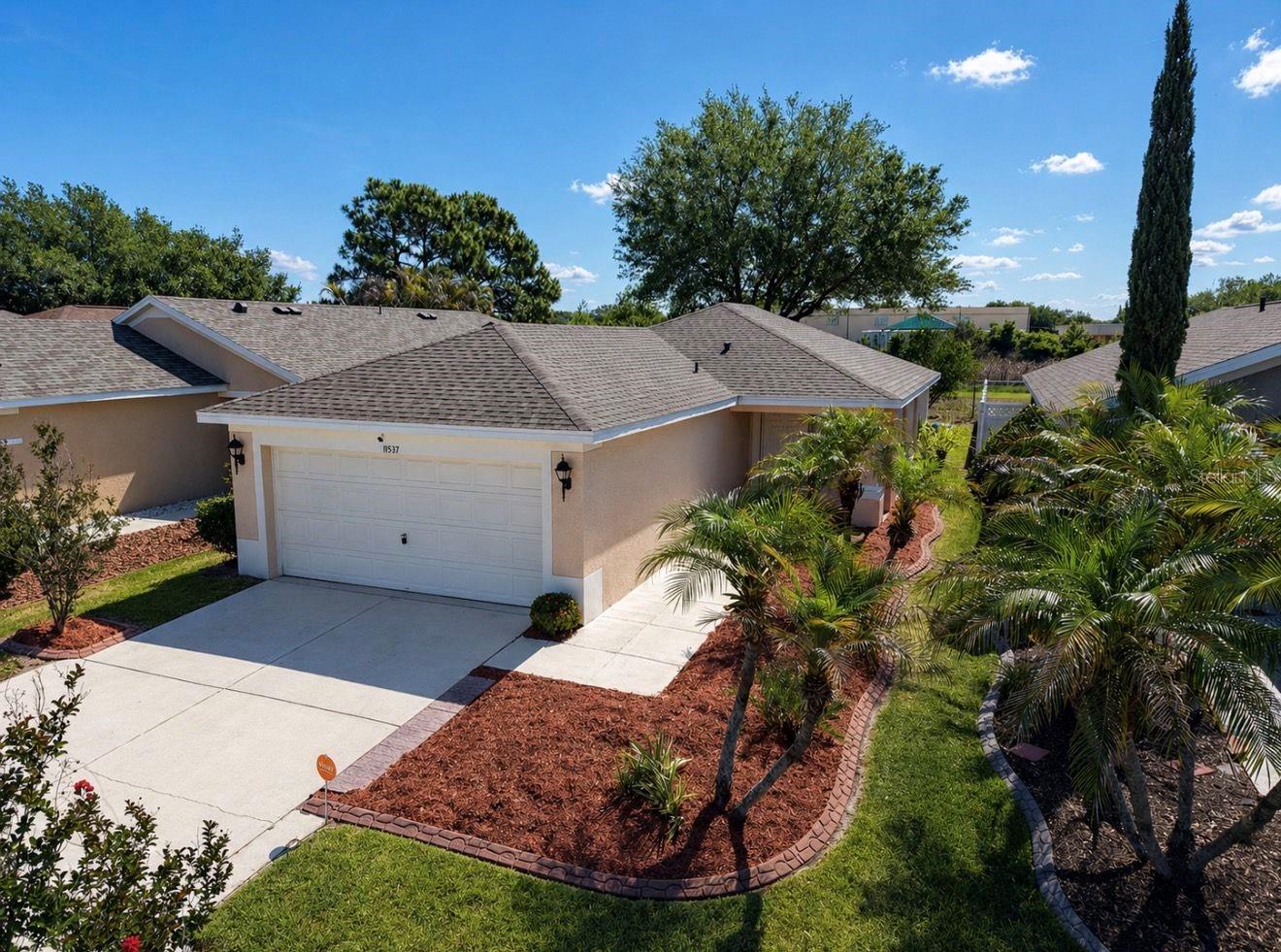Photo of 11537 CRESTLAKE VILLAGE DRIVE RIVERVIEW FL 33569