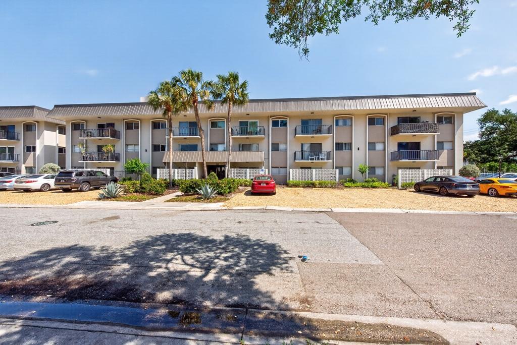 Photo of 4607 W FIG STREET #308 TAMPA FL 33609