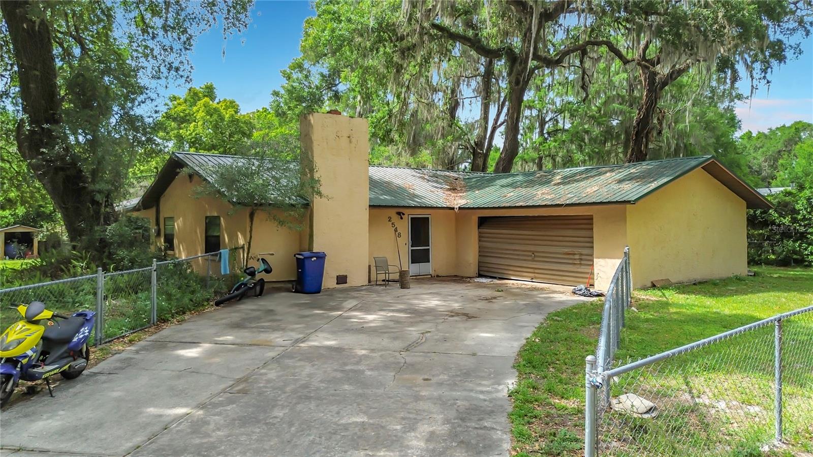 Photo of 2548 CR 422 LAKE PANASOFFKEE FL 33538