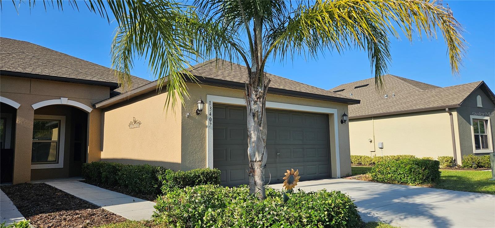 Photo of 13407 CREST LAKE DRIVE HUDSON FL 34669