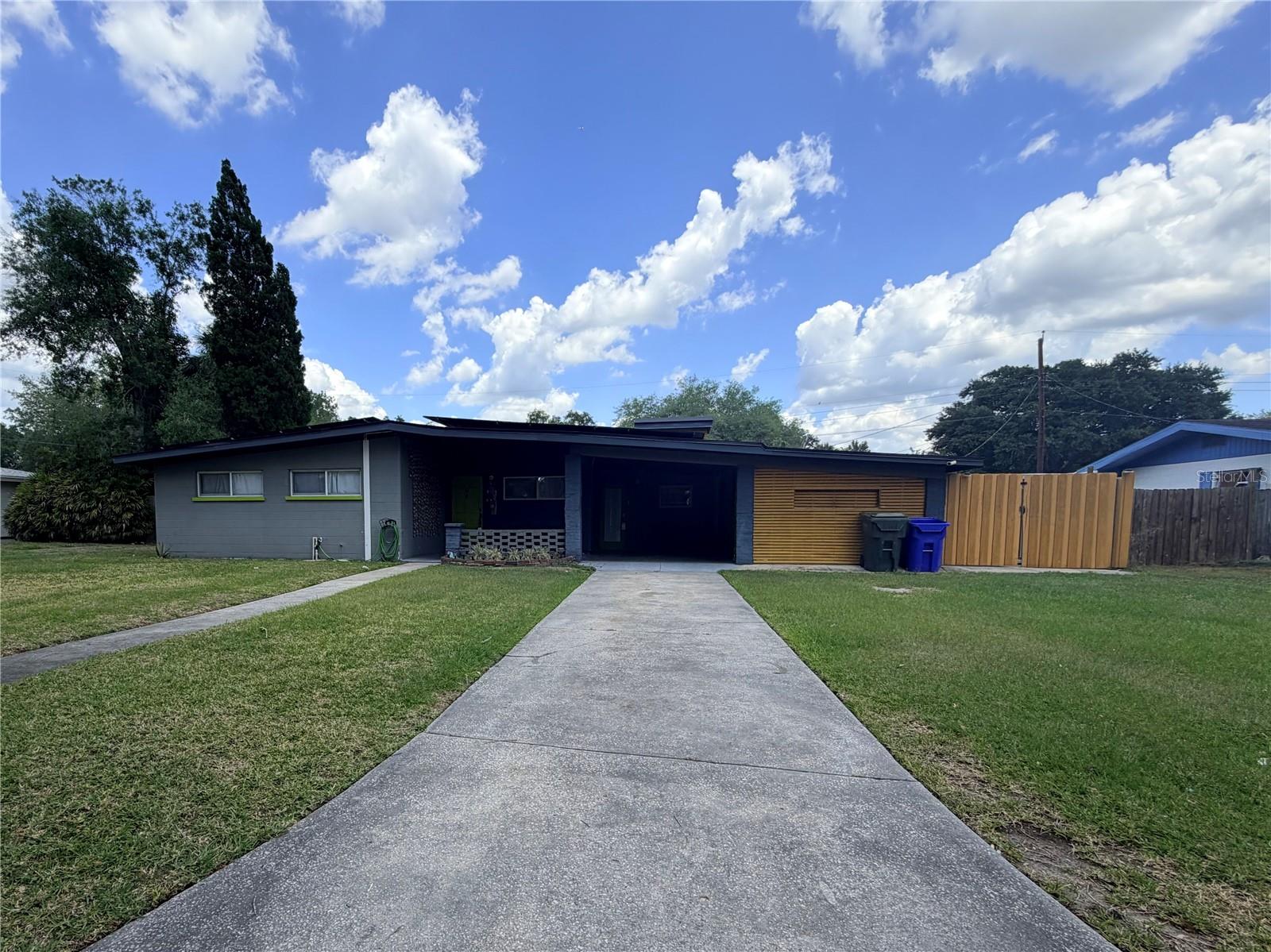 Photo of 1632 PINEBERRY STREET LAKELAND FL 33803