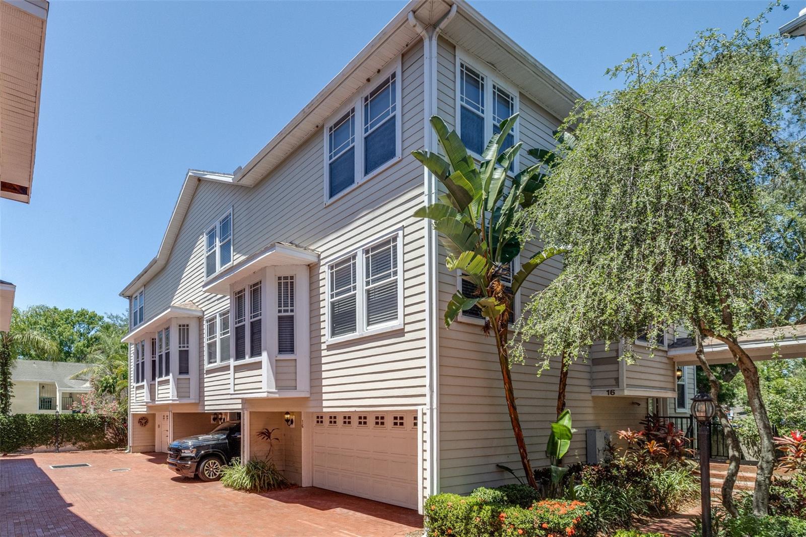 Photo of 3315 W DE LEON STREET #16 TAMPA FL 33609