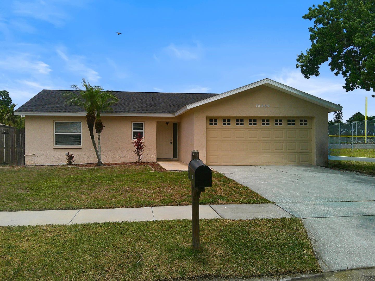 Photo of 12909 123RD AVENUE LARGO FL 33774