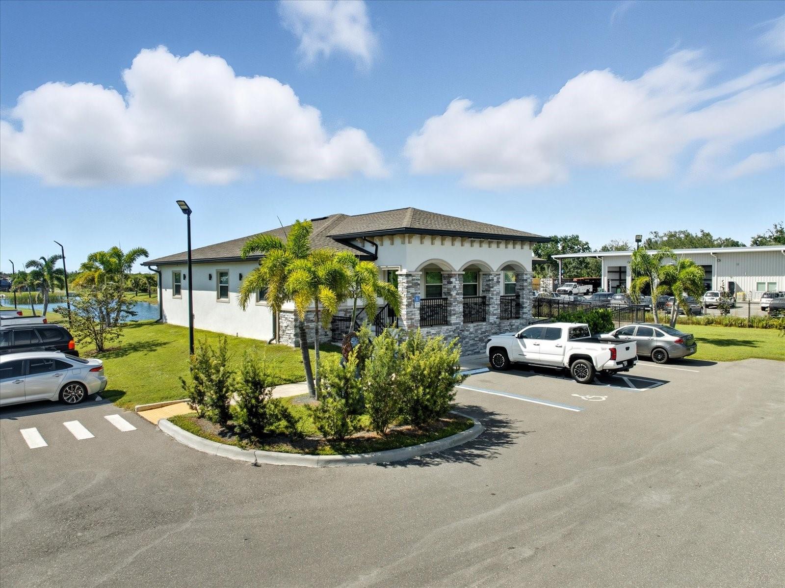 Photo of 10305 US HIGHWAY 41 PALMETTO FL 34221