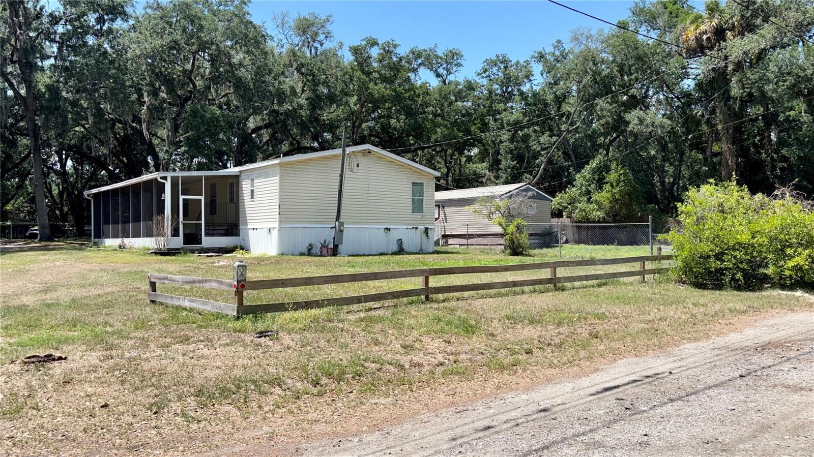 Photo of 19112 IVERSON ROAD LUTZ FL 33559